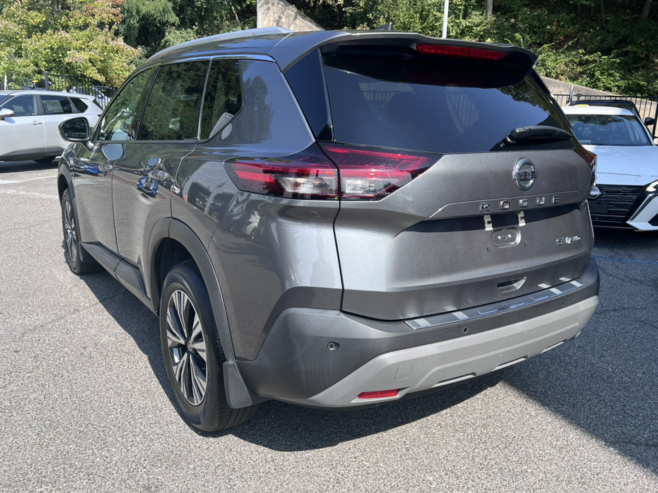 2021 Nissan Rogue SV 4