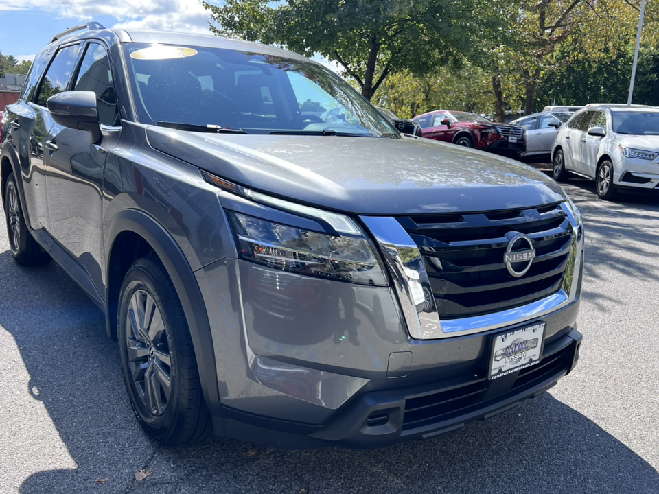 2022 Nissan Pathfinder SV 7