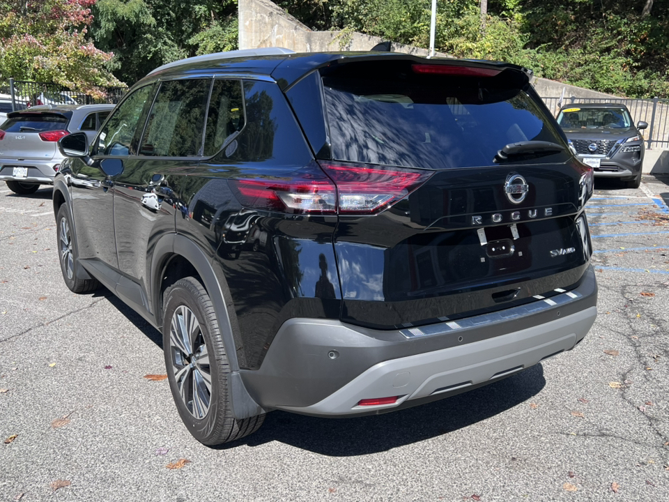 2021 Nissan Rogue SV 4