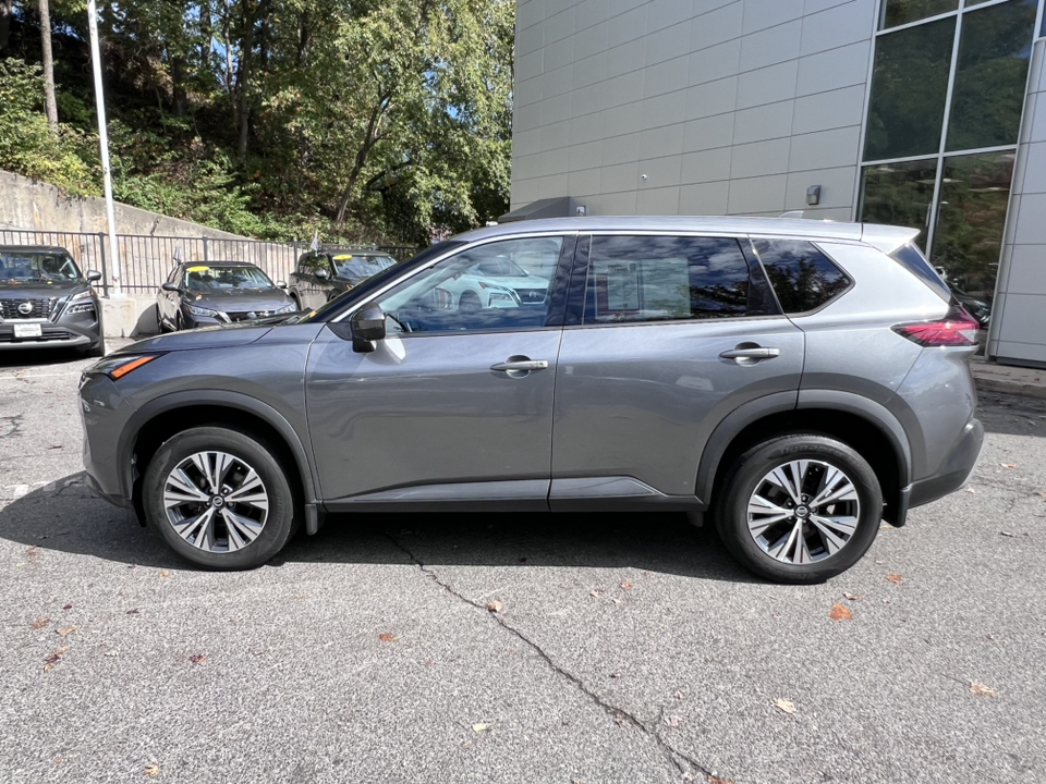 2021 Nissan Rogue SV 3