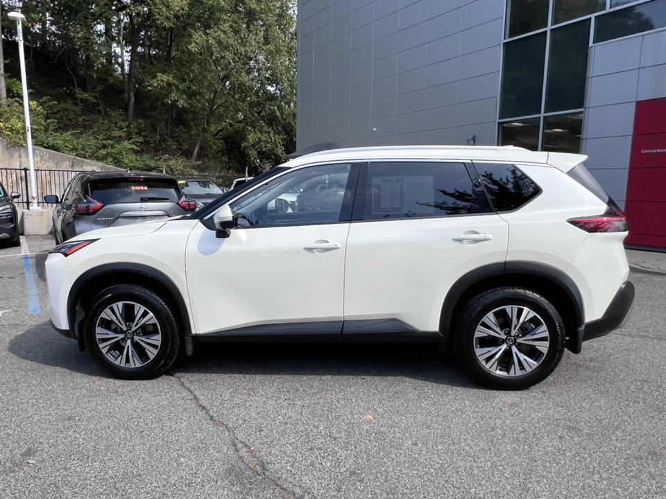 2021 Nissan Rogue SV 3