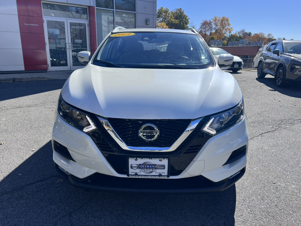 2021 Nissan Rogue Sport SV 2