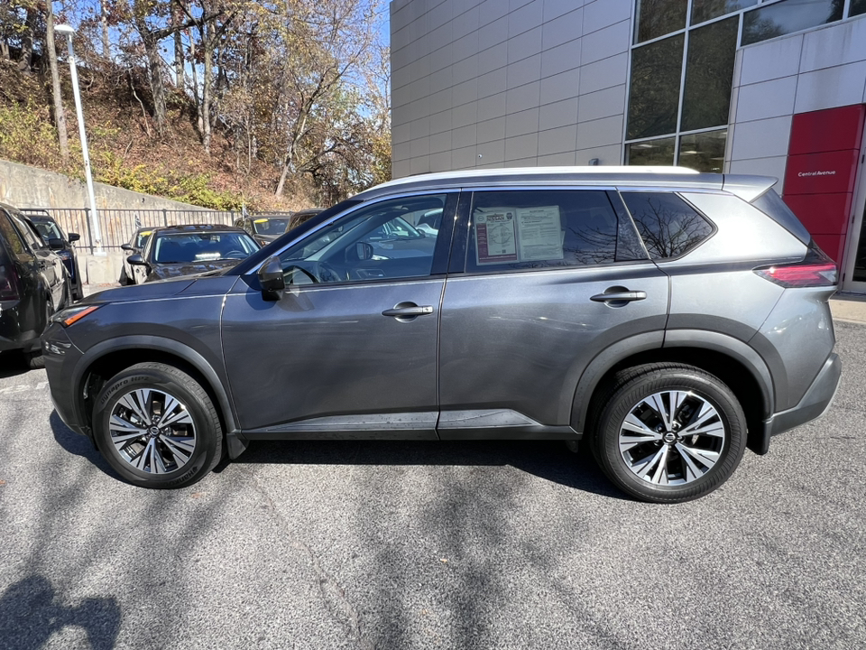 2021 Nissan Rogue SV 3