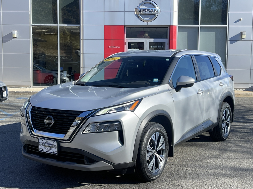 2022 Nissan Rogue SV 1