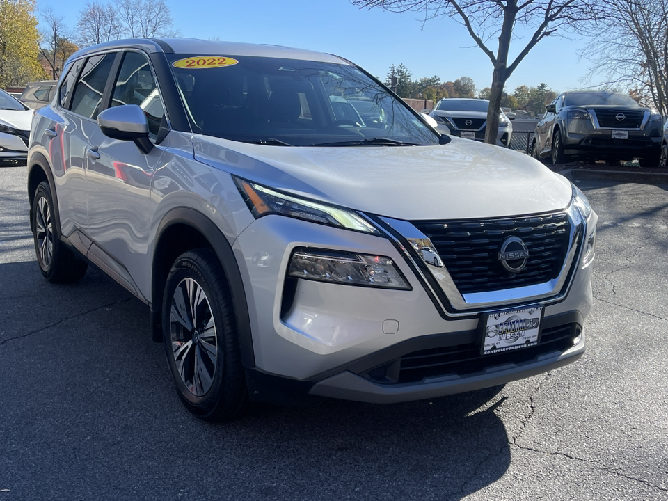 2022 Nissan Rogue SV 7