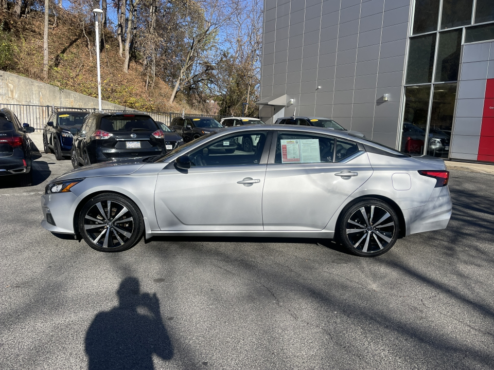 2022 Nissan Altima 2.5 SR 3