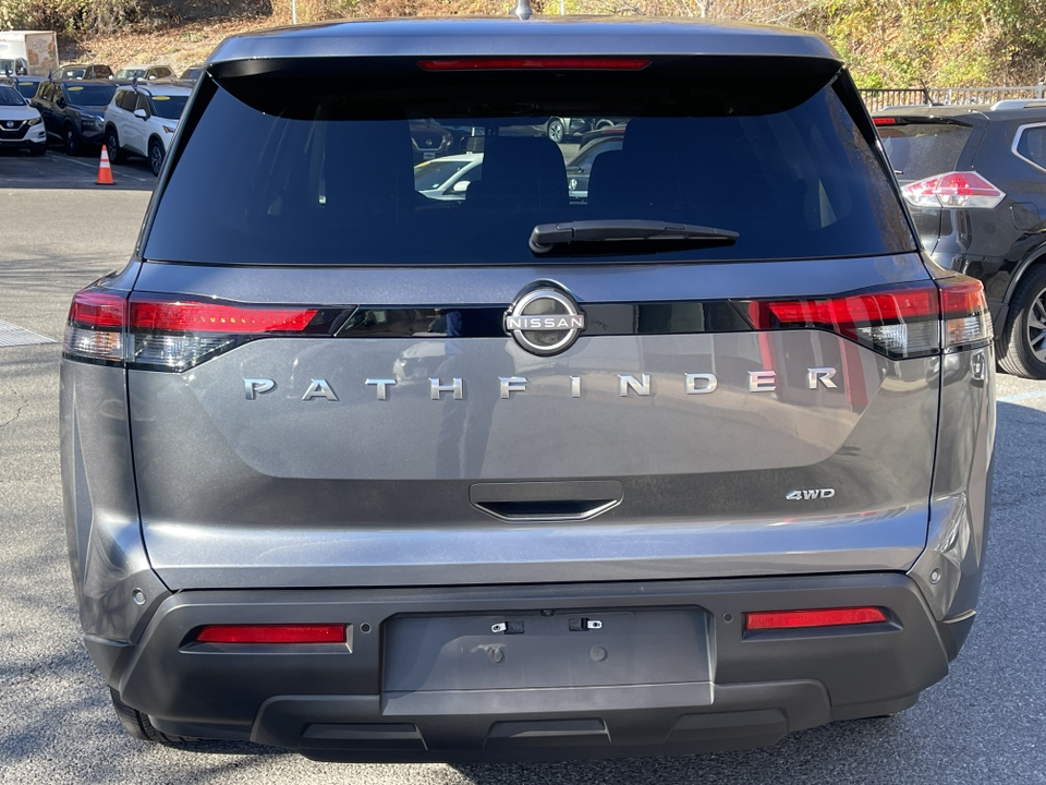 2022 Nissan Pathfinder S 5