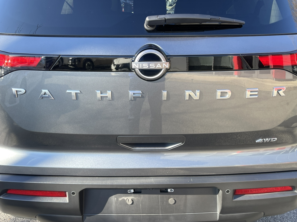 2022 Nissan Pathfinder S 30