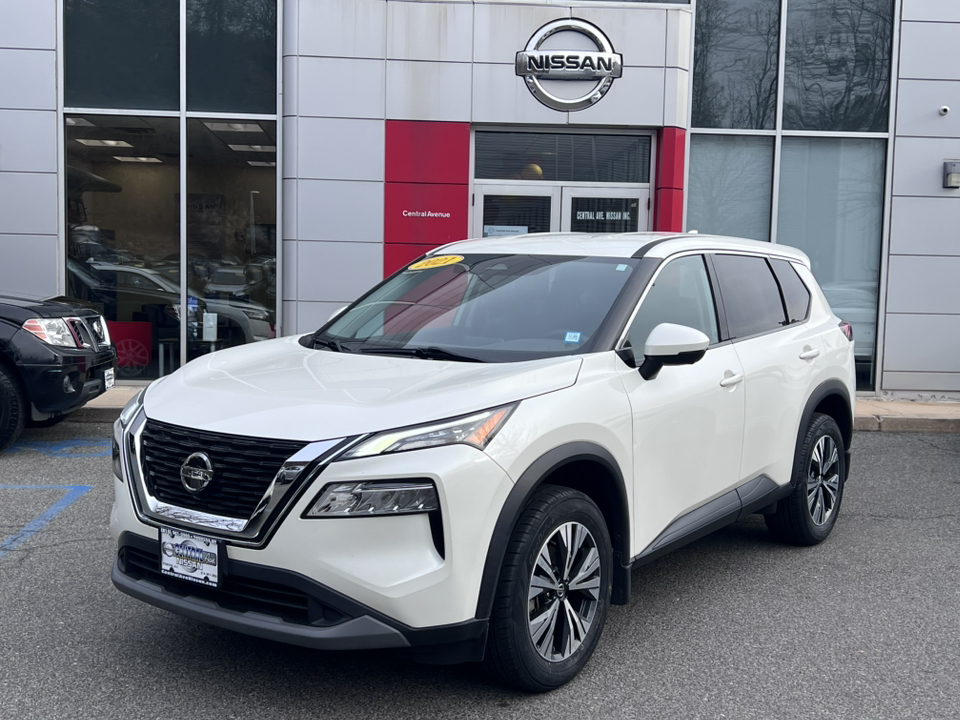 2021 Nissan Rogue SV 1