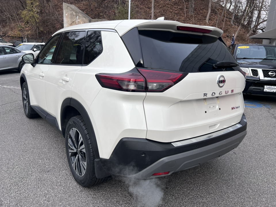 2021 Nissan Rogue SV 4