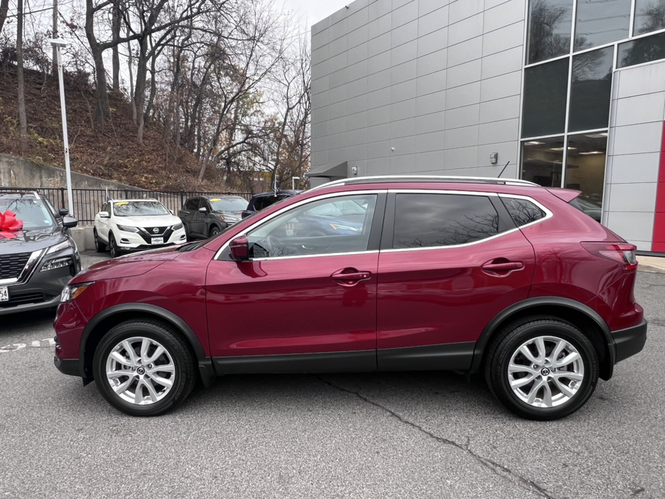 2021 Nissan Rogue Sport SV 3