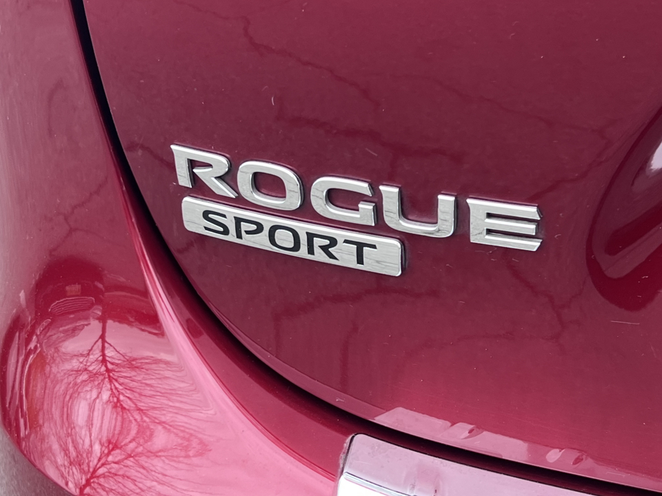 2021 Nissan Rogue Sport SV 33