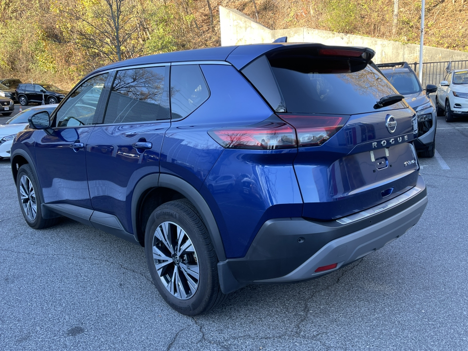 2021 Nissan Rogue SV 4