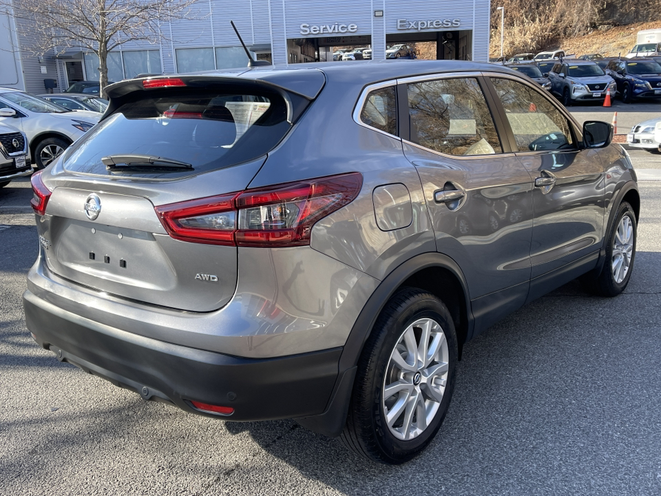 2021 Nissan Rogue Sport S 6