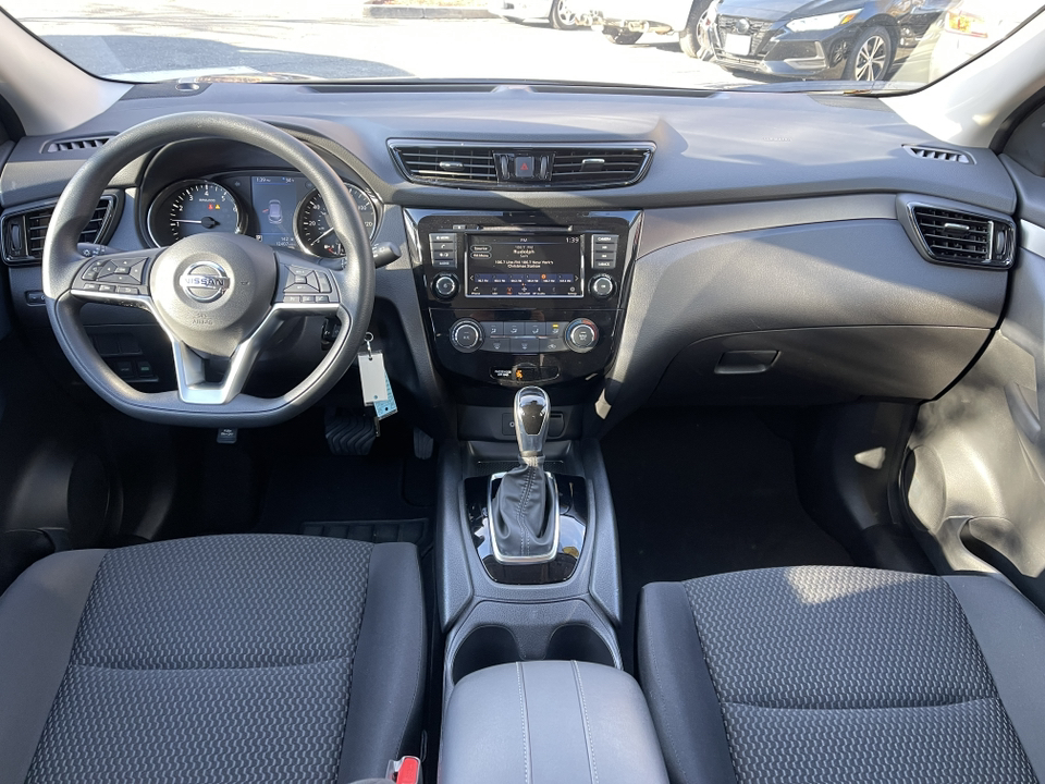 2021 Nissan Rogue Sport S 10