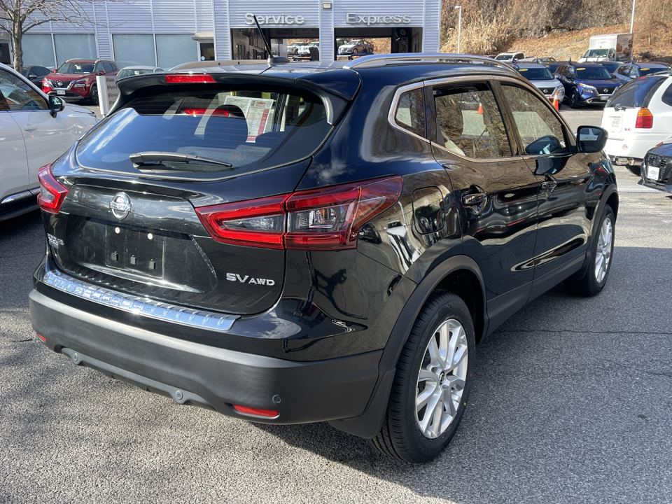 2021 Nissan Rogue Sport SV 6