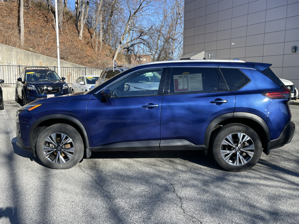 2021 Nissan Rogue SV 3