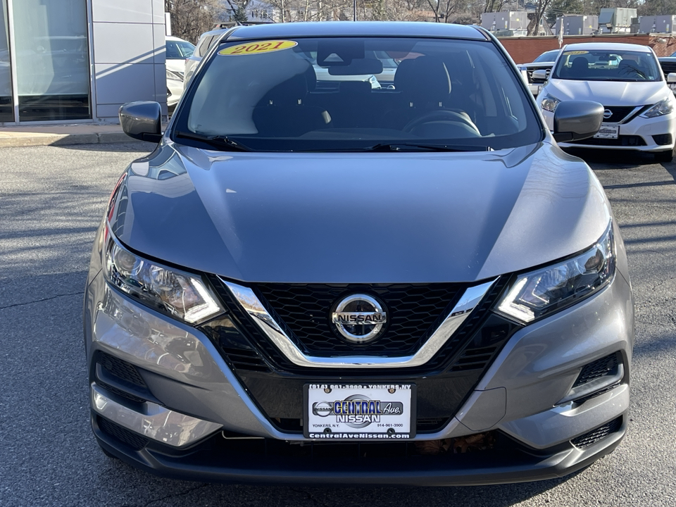 2021 Nissan Rogue Sport S 2