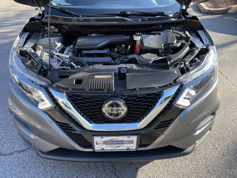 2021 Nissan Rogue Sport S 21