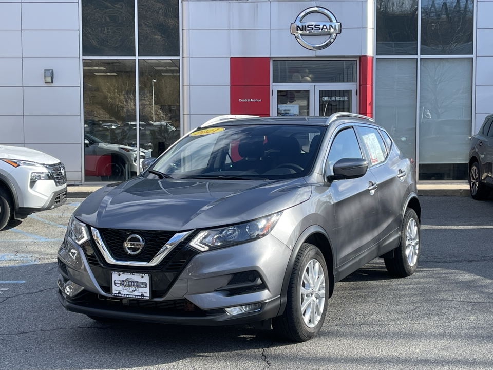 2021 Nissan Rogue Sport SV 1