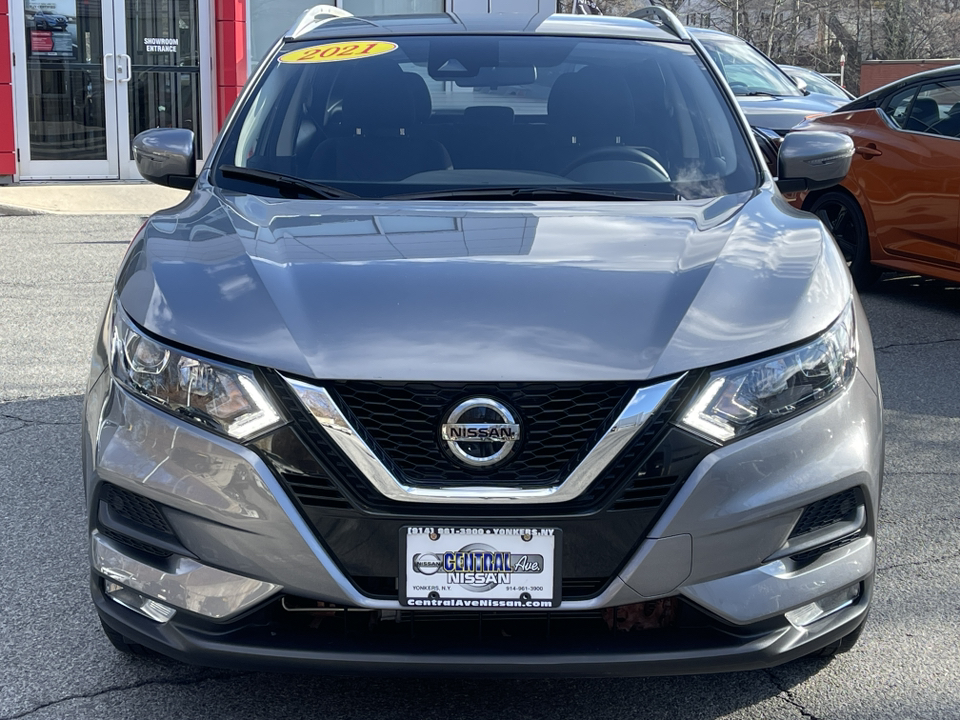 2021 Nissan Rogue Sport SV 2