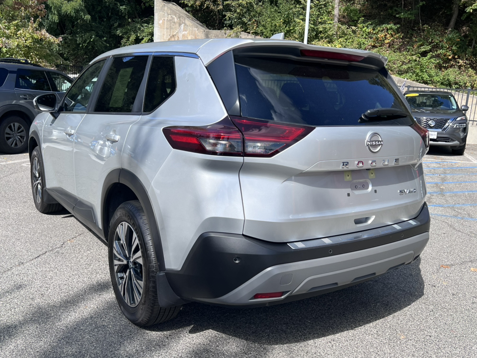 2023 Nissan Rogue  4