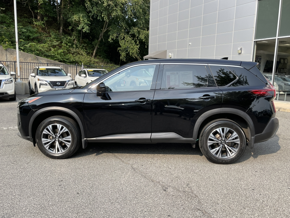 2021 Nissan Rogue SV 3