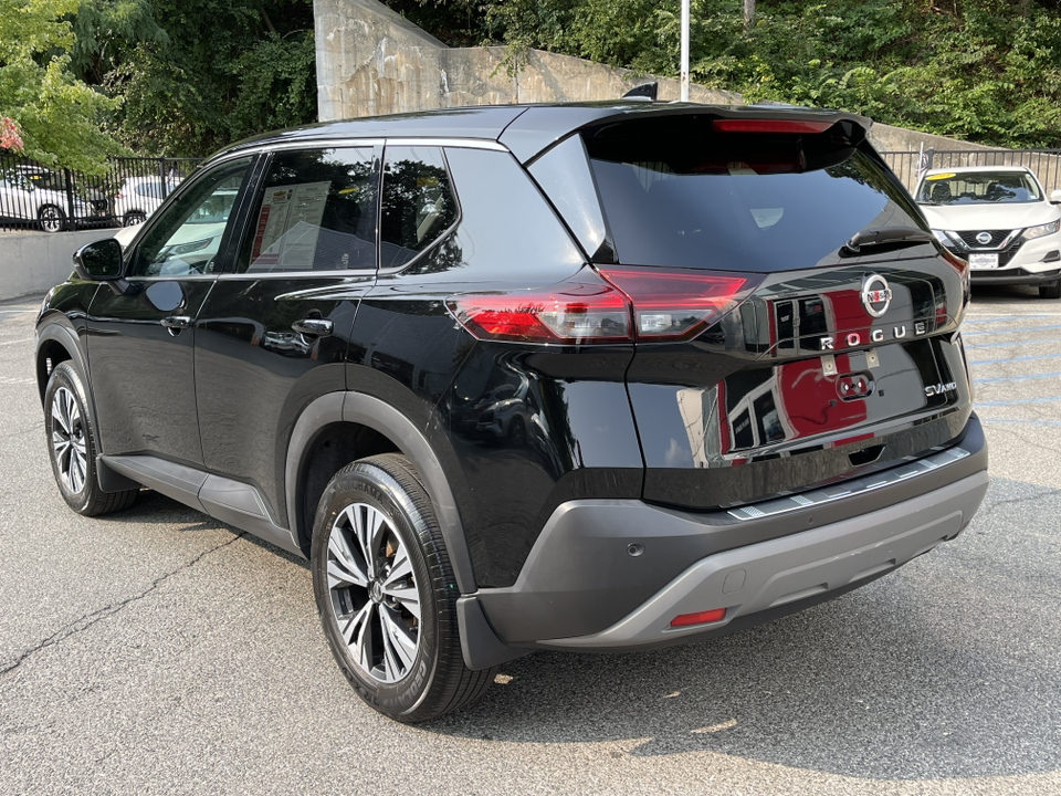 2021 Nissan Rogue SV 4