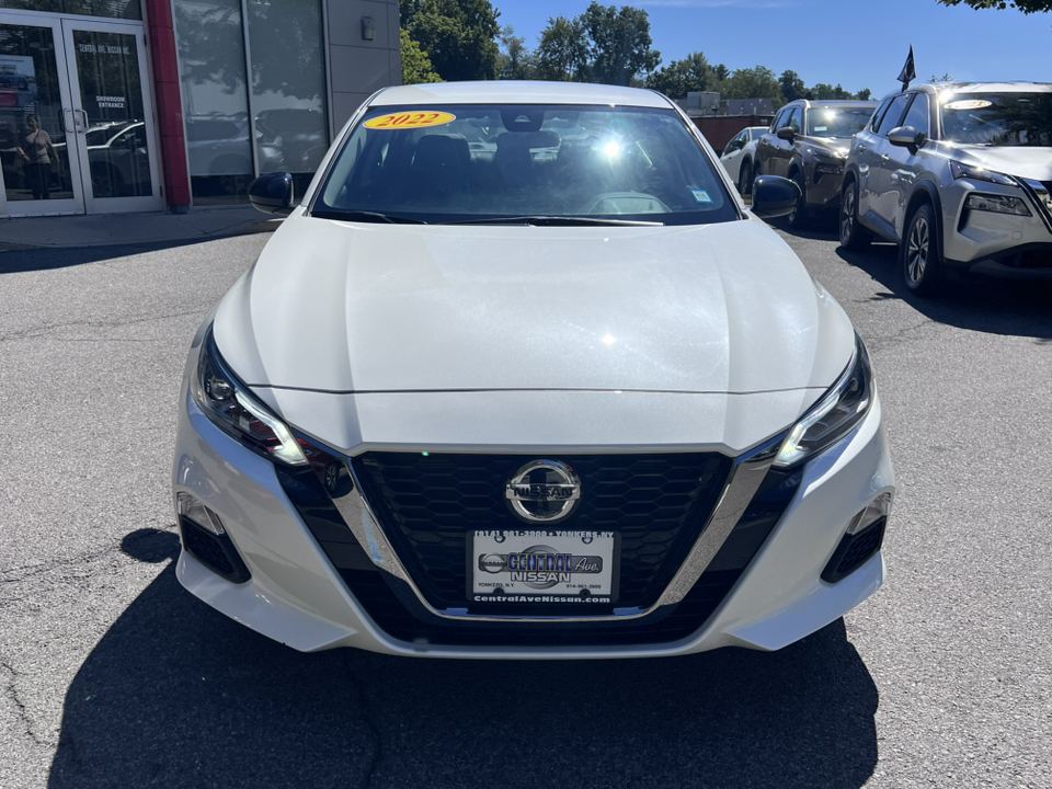 2022 Nissan Altima 2.5 SR 2