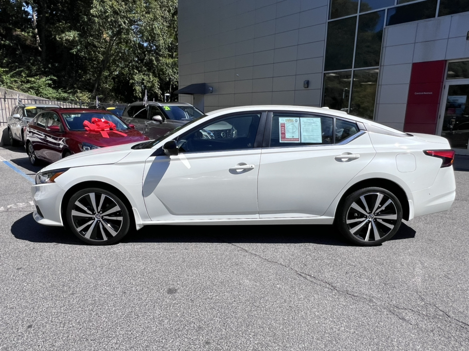 2022 Nissan Altima 2.5 SR 3