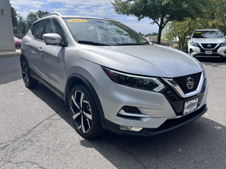 2022 Nissan Rogue Sport SL 7