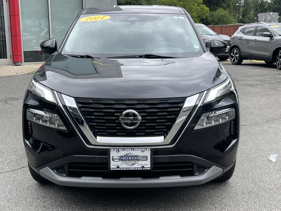 2021 Nissan Rogue SV 2