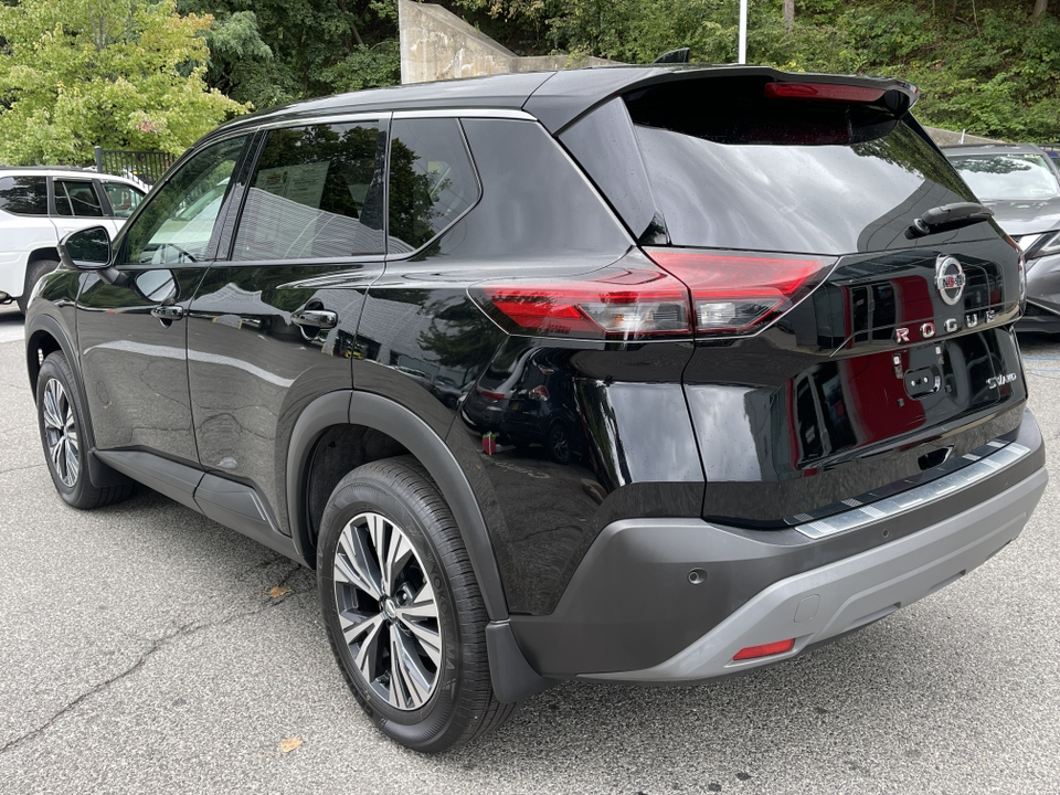 2021 Nissan Rogue SV 4