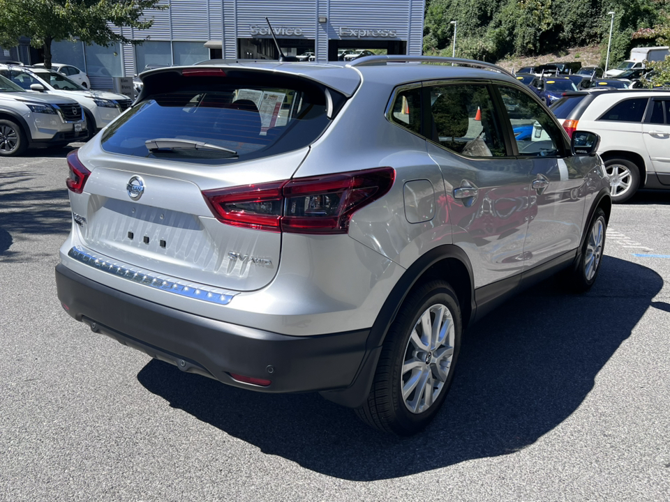 2022 Nissan Rogue Sport SV 6