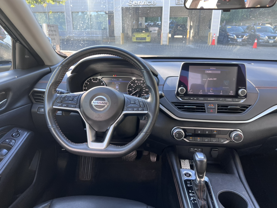 2022 Nissan Altima 2.5 SR 14