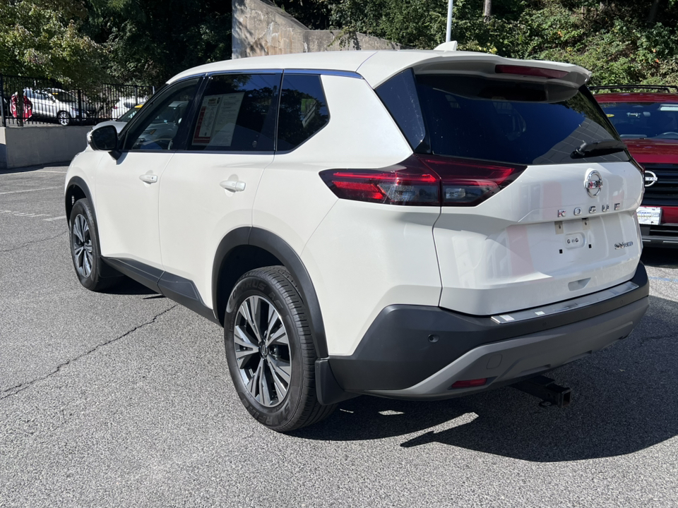 2021 Nissan Rogue SV 4