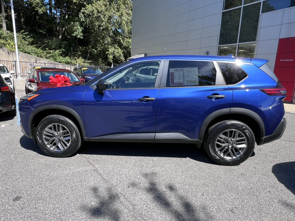 2021 Nissan Rogue S 3