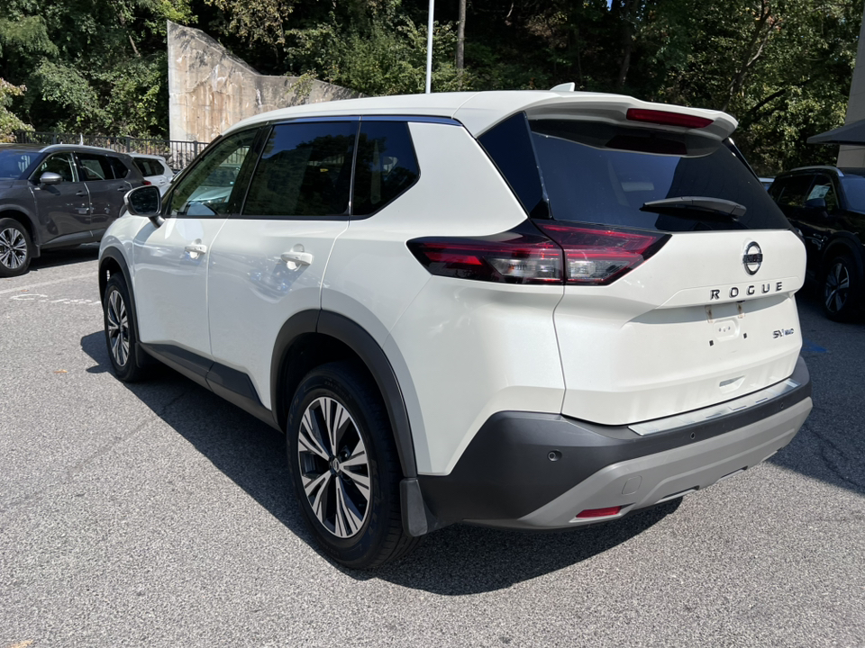 2021 Nissan Rogue SV 4