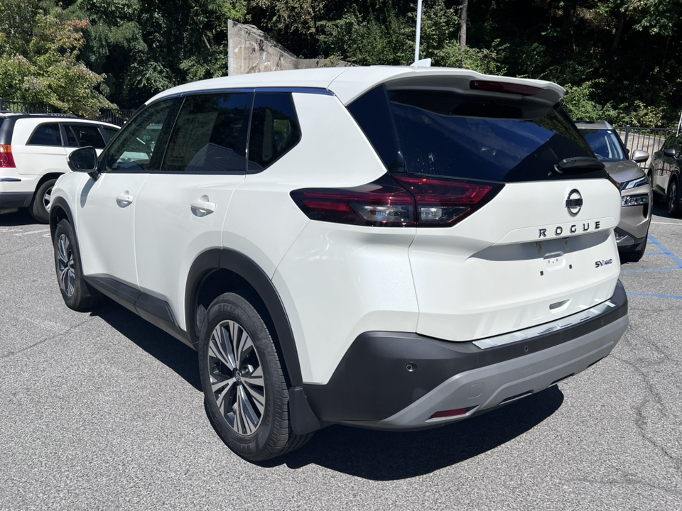 2021 Nissan Rogue SV 4