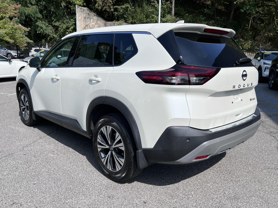 2021 Nissan Rogue SV 4