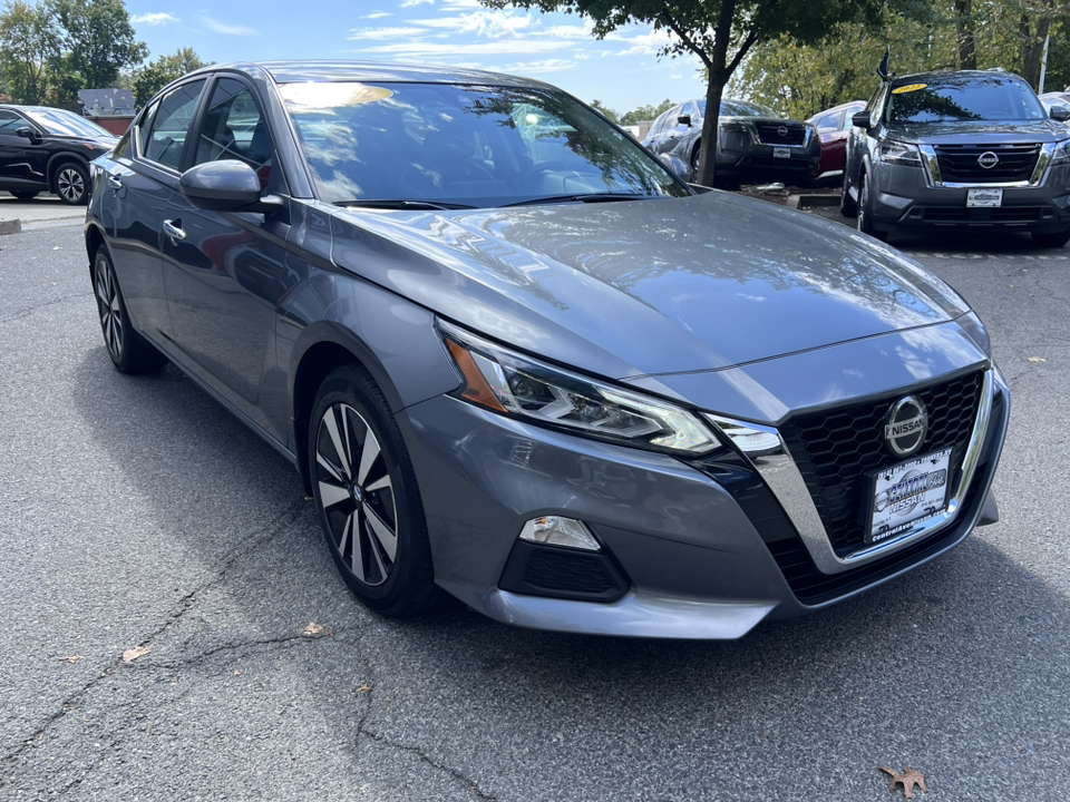 2022 Nissan Altima 2.5 SV 7