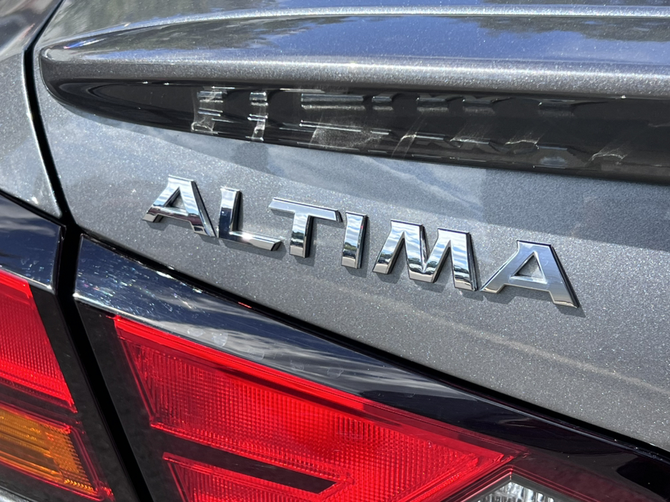 2022 Nissan Altima 2.5 SV 33