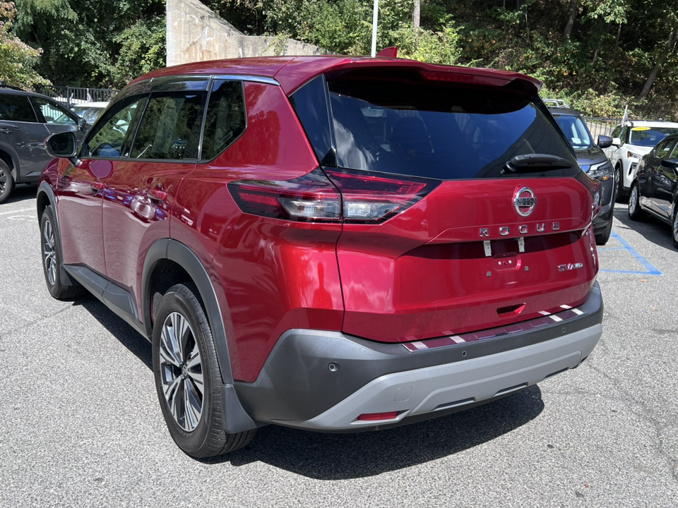 2021 Nissan Rogue SV 4