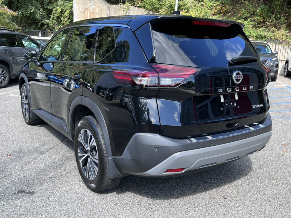 2021 Nissan Rogue SV 4