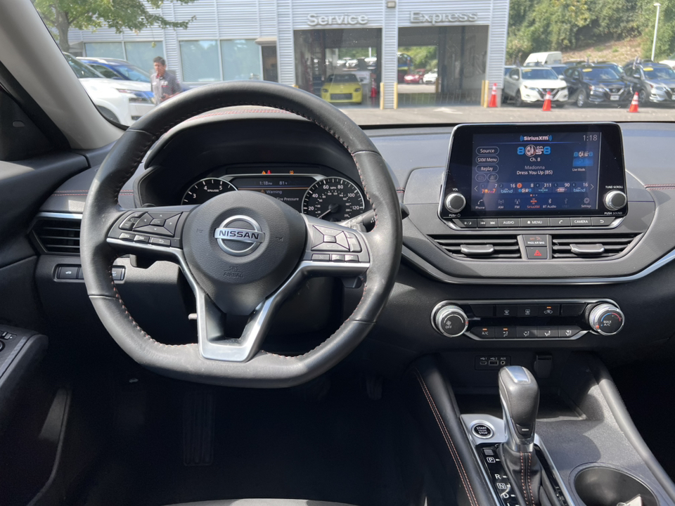 2022 Nissan Altima 2.5 SR 15