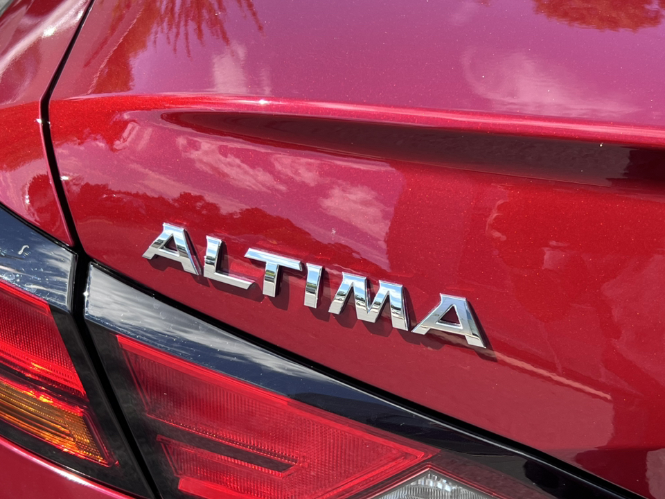 2022 Nissan Altima 2.5 SR 34