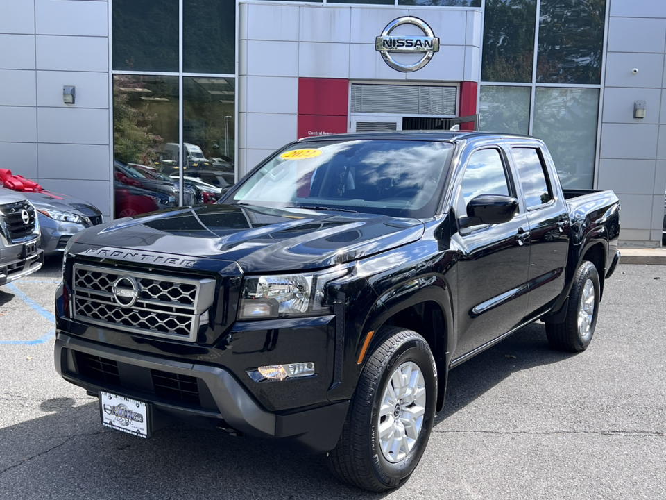 2022 Nissan Frontier SV 1