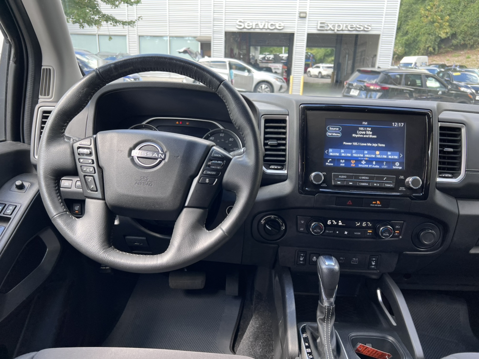 2022 Nissan Frontier SV 14