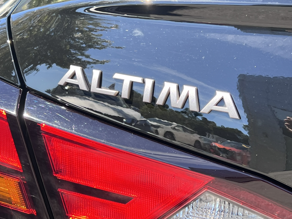 2023 Nissan Altima 2.5 SV 33