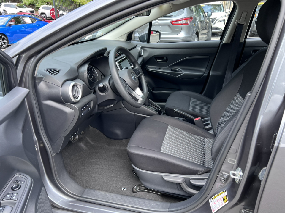 2021 Nissan Versa 1.6 S 25